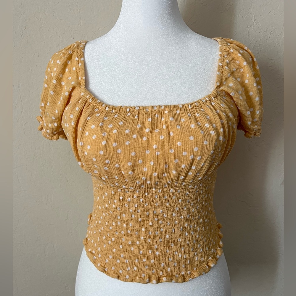 Abercrombie and fitch polka dot top
